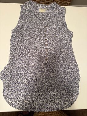 Mauve for Anthropologie Blue and White Sleeveless Floral Button-Front Blouse Med